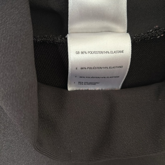 The North Face Women’s Black Mock Neck Flight Series Vapor Wick Long Sleeve - XL - Picture 8 of 8